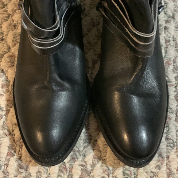 Diba Skyler Black Leather Women's Booties size 8.5 MSRP $149.00 - Picture 2 of 9